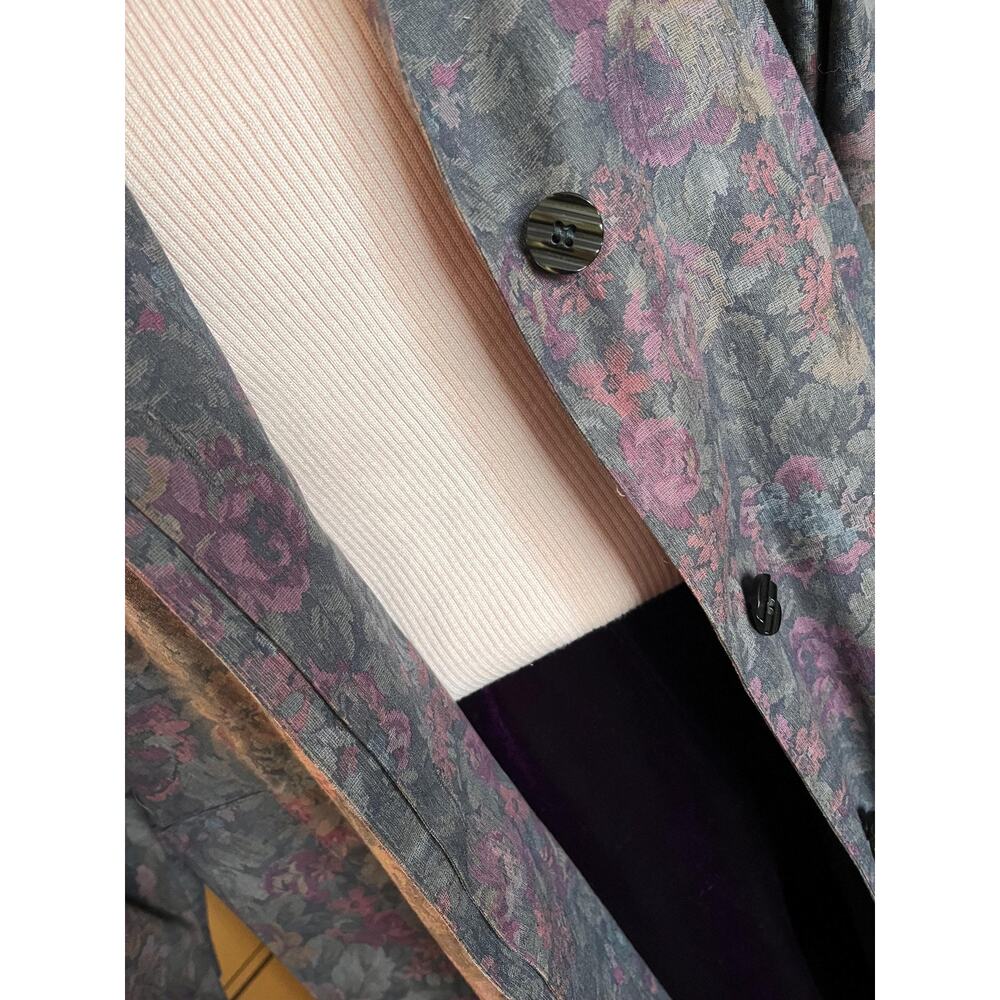 Vintage London Fog rain coat with flowers, size 10P - Picture 10 of 11